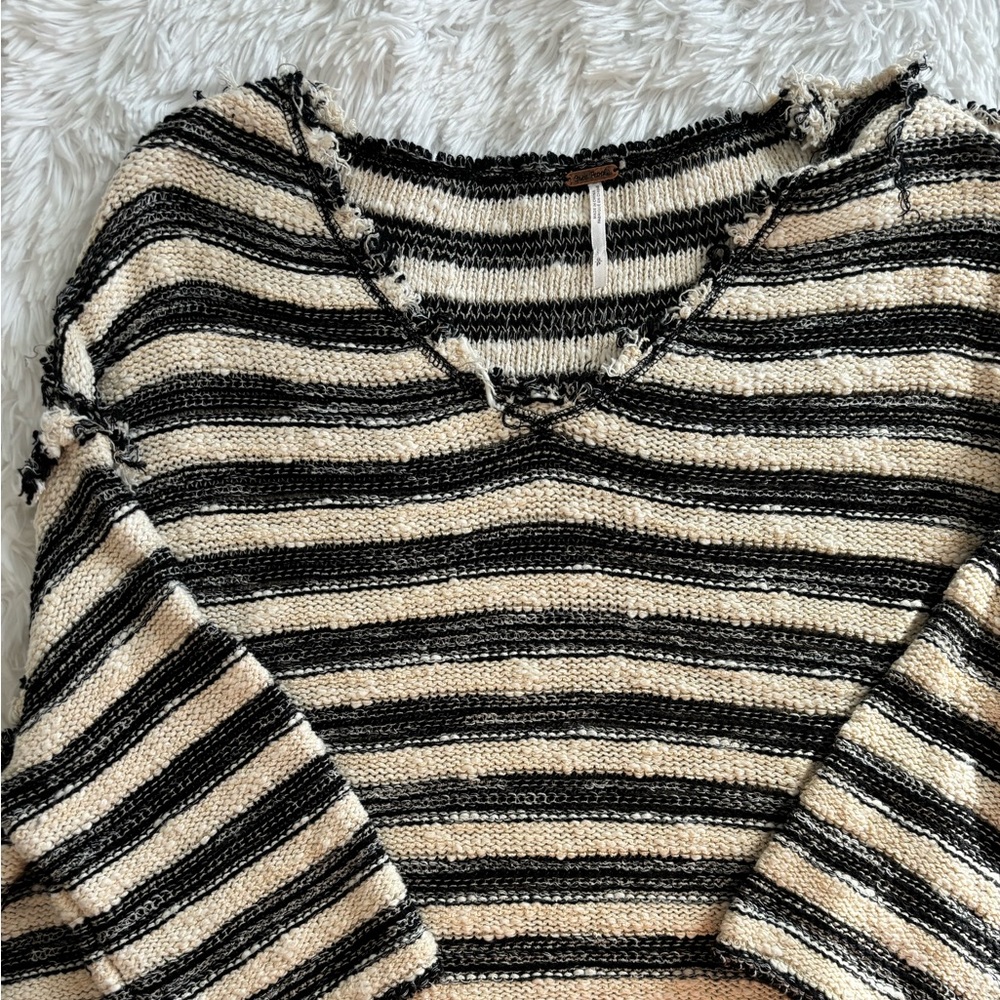 Free People Oversized Sweater size small